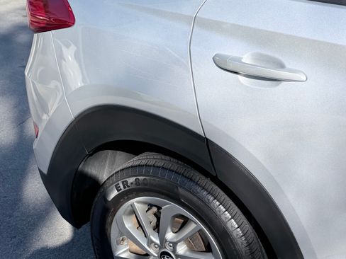 Used 2018 Hyundai Tucson SEL image 12