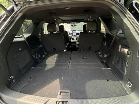 Used 2024 Ford Explorer ST w/ Equipment Group 401A AWD/4WD image 18
