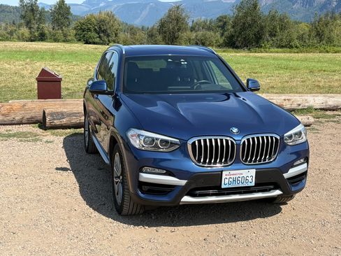 Used 2019 BMW X3 xDrive30i w/ Premium Package AWD/4WD image 4
