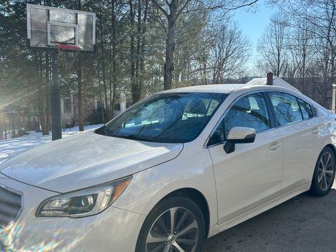 Used 2016 Subaru Legacy 2.5i Limited image 5