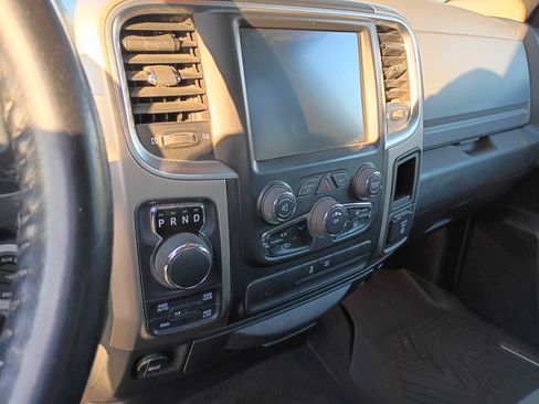 Used 2015 RAM 1500 Big Horn image 16