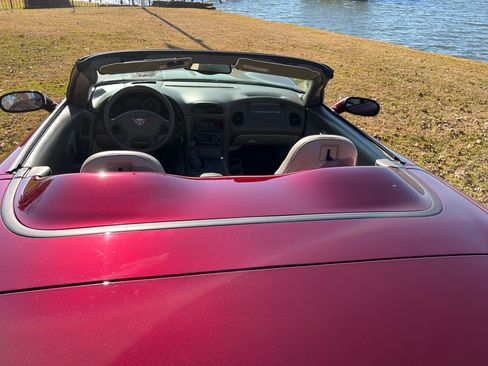 Used 2003 Chevrolet Corvette Convertible w/ Preferred Equipment Group1 image 6