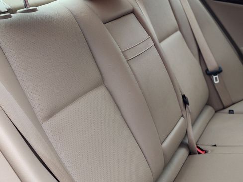 Used 2013 Mercedes-Benz C 300 C 300 4MATIC Sport Sedan 4D image 18