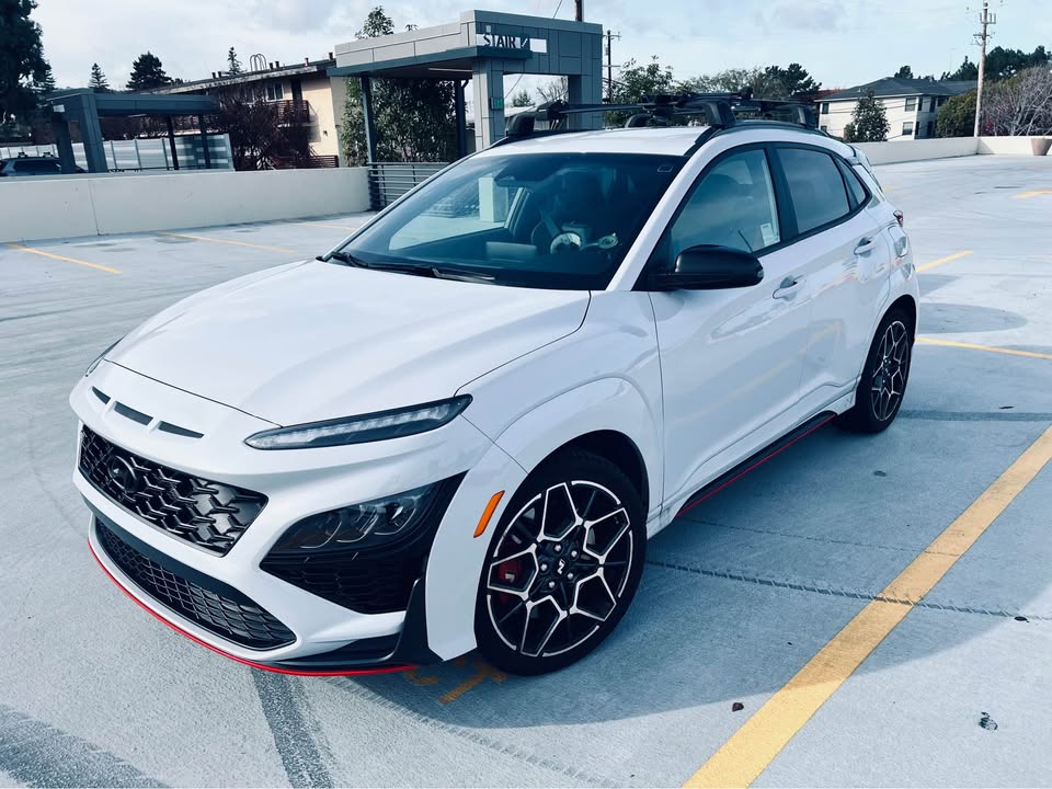 Used 2022 Hyundai Kona N FWD image 8