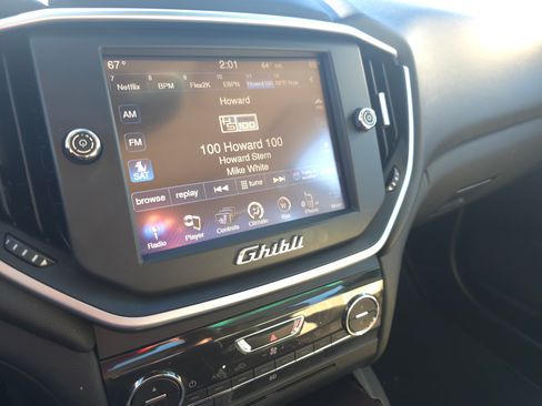 Used 2015 Maserati Ghibli image 9