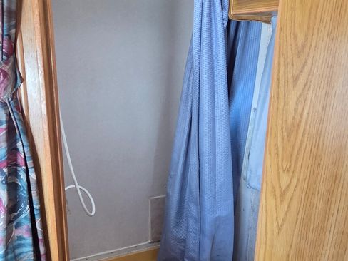 Used 1993 Ford E-350 and Econoline 350 image 9