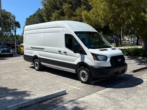 Used 2023 Ford Transit 250 148 High Roof Extended w/ Load Area Protection Package RWD image 2