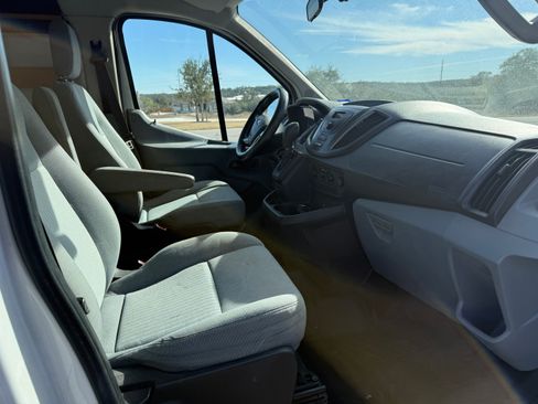 Used 2015 Ford Transit 250 130 Low Roof w/ Exterior Upgrade Package image 9