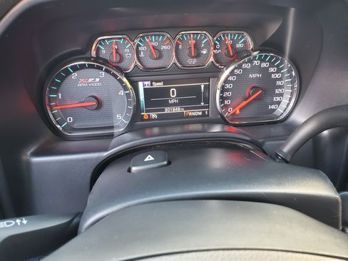 Used 2015 Chevrolet Silverado 2500 LT w/ Z71 Package, Off-Road image 22