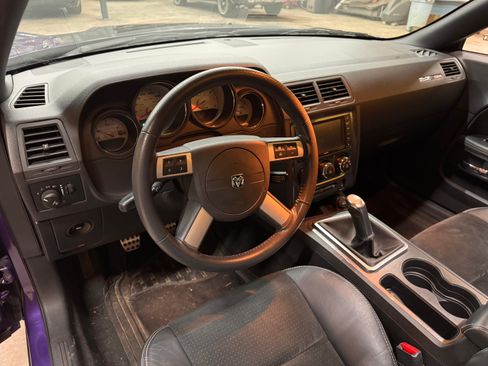 Used 2010 Dodge Challenger SRT8 w/ SRT Option Group II image 8