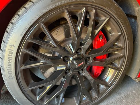 Used 2014 Chevrolet Corvette Stingray Convertible w/ 3LT Preferred Equipment Group image 19