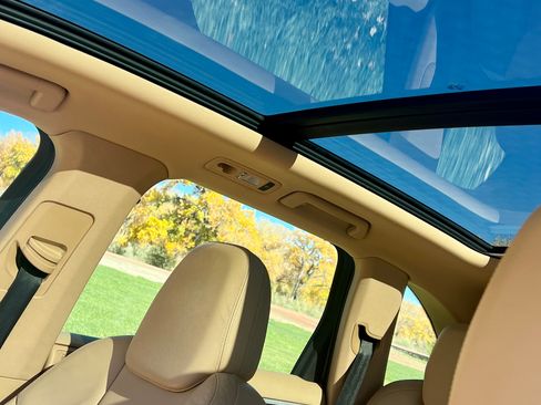 Used 2012 Porsche Cayenne S image 17