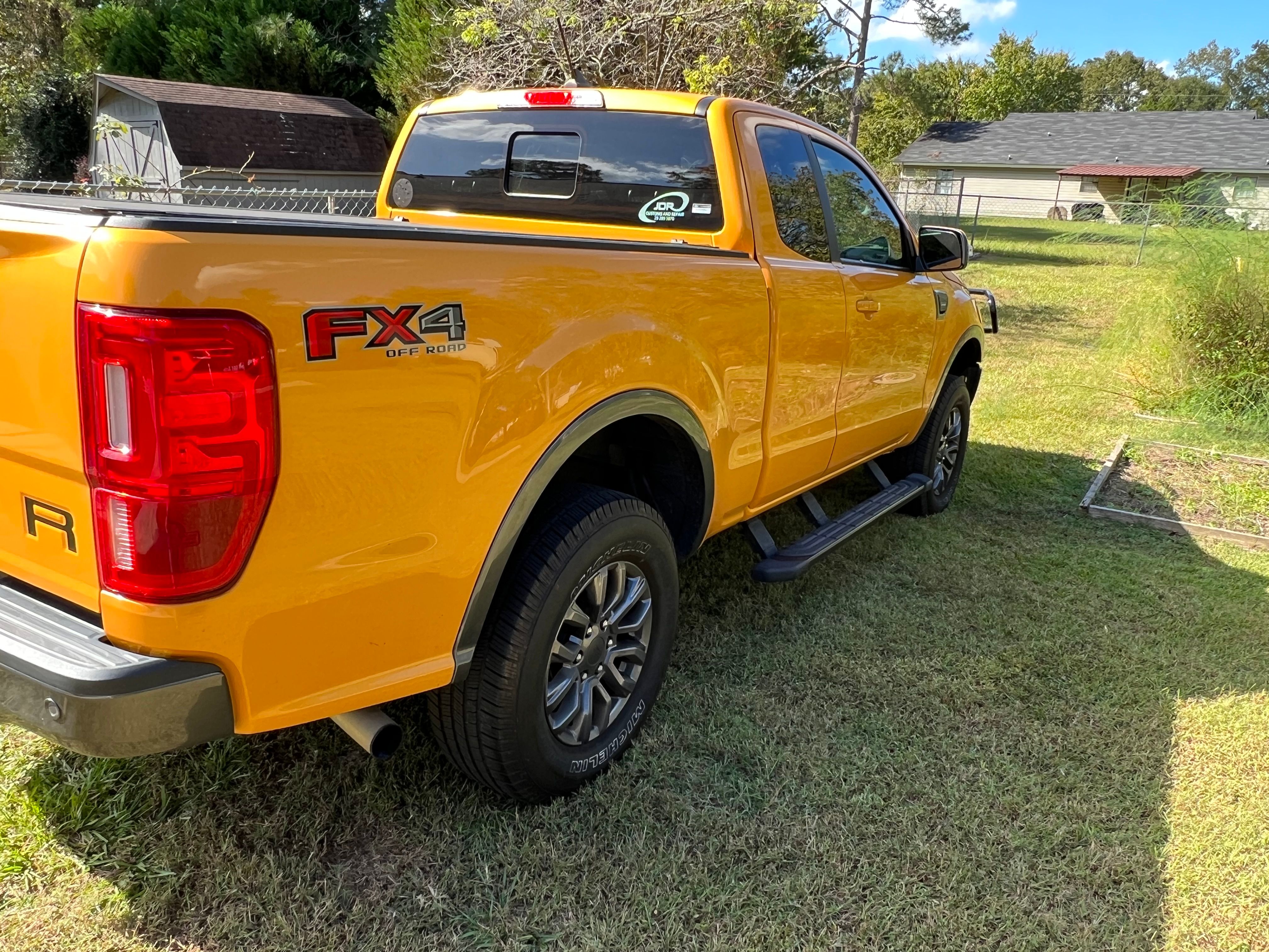 Used 2021 Ford Ranger Lariat w/ FX4 Off-Road Package AWD/4WD image 4