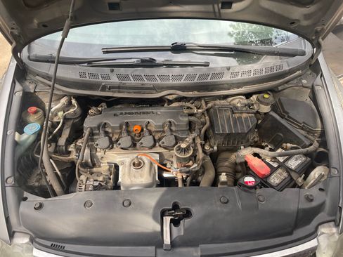 Used 2010 Honda Civic LX image 12