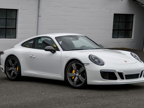 Used 2019 Porsche 911 Carrera T image 23