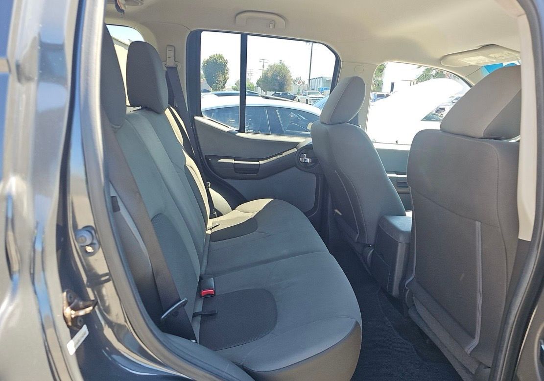 Used 2013 Nissan Xterra X RWD image 11