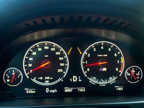 Used 2016 BMW X5 M image 24