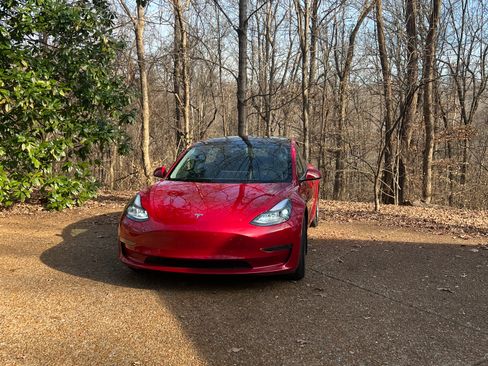Used 2023 Tesla Model 3 Standard Range RWD image 5