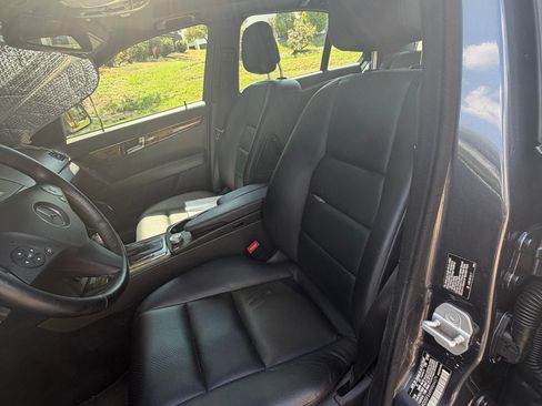 Used 2009 Mercedes-Benz C 350 Sport image 10
