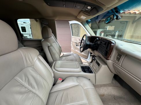 Used 2002 GMC Sierra 2500 2WD Crew Cab HD w/ SLT Marketing Option Pkg image 24