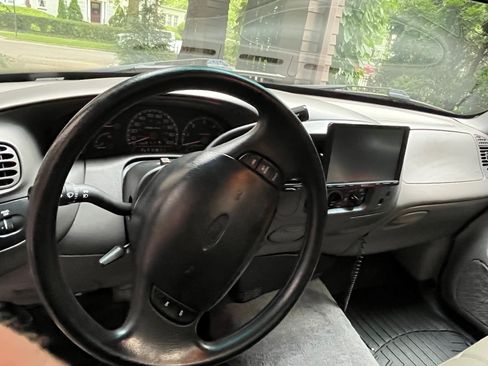 Used 1998 Ford F150 2WD Regular Cab image 19