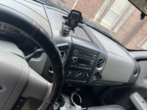 Used 2008 Ford F150 XLT image 11