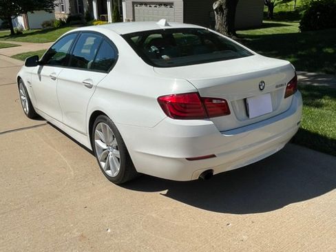 Used 2012 BMW 535i xDrive Sedan AWD/4WD image 12