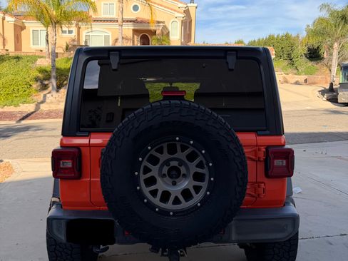 Used 2018 Jeep Wrangler Unlimited Sport S image 6