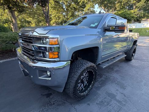 Used 2015 Chevrolet Silverado 2500 LTZ w/ Duramax Plus Package AWD/4WD image 2