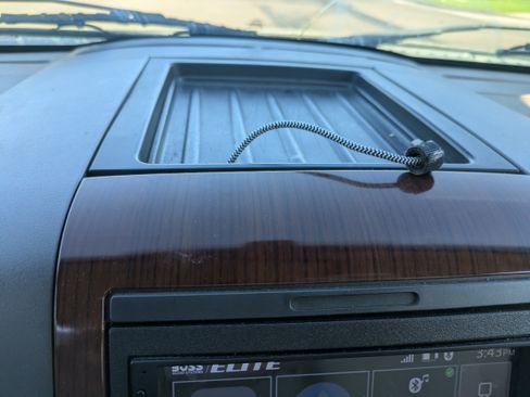 Used 2006 Ford F150 Lariat image 21