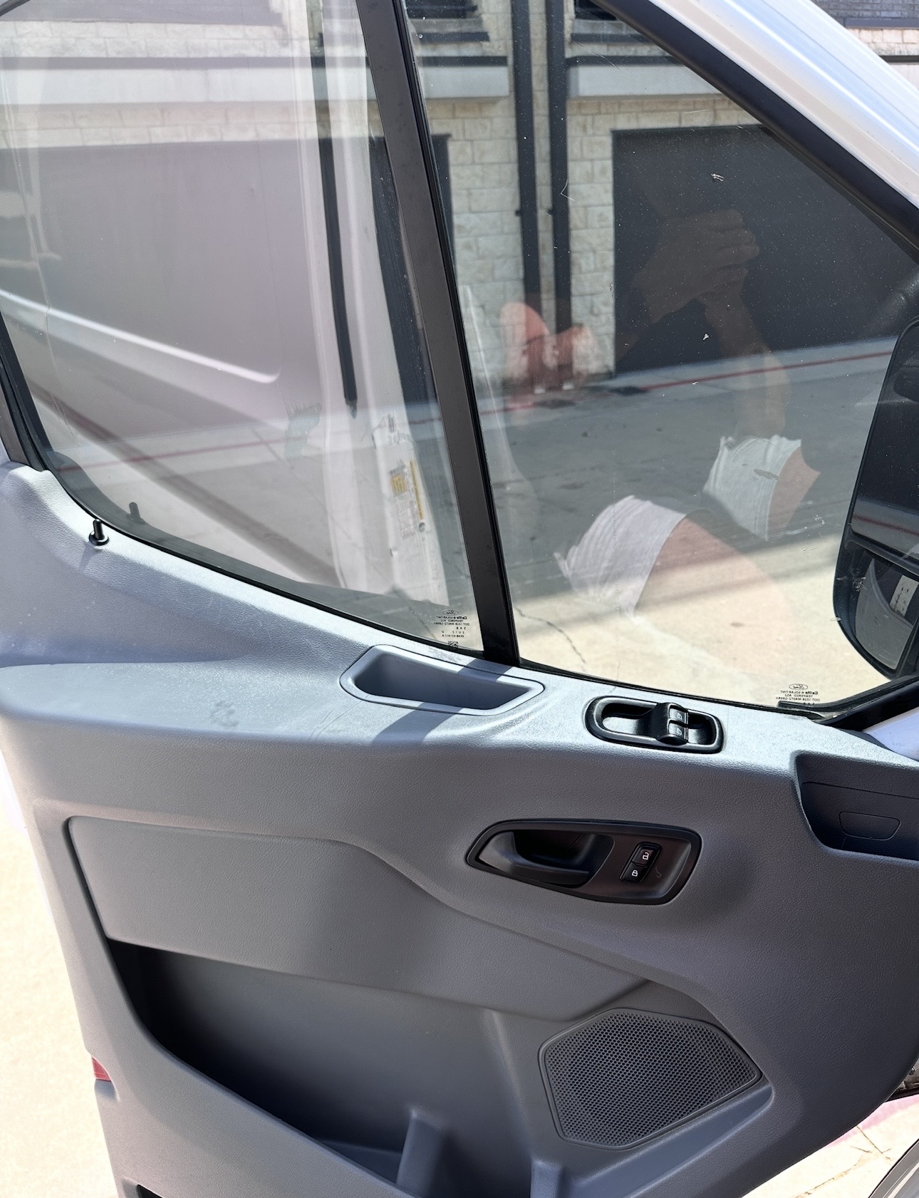 Used 2016 Ford Transit 250 148 Low Roof RWD image 10