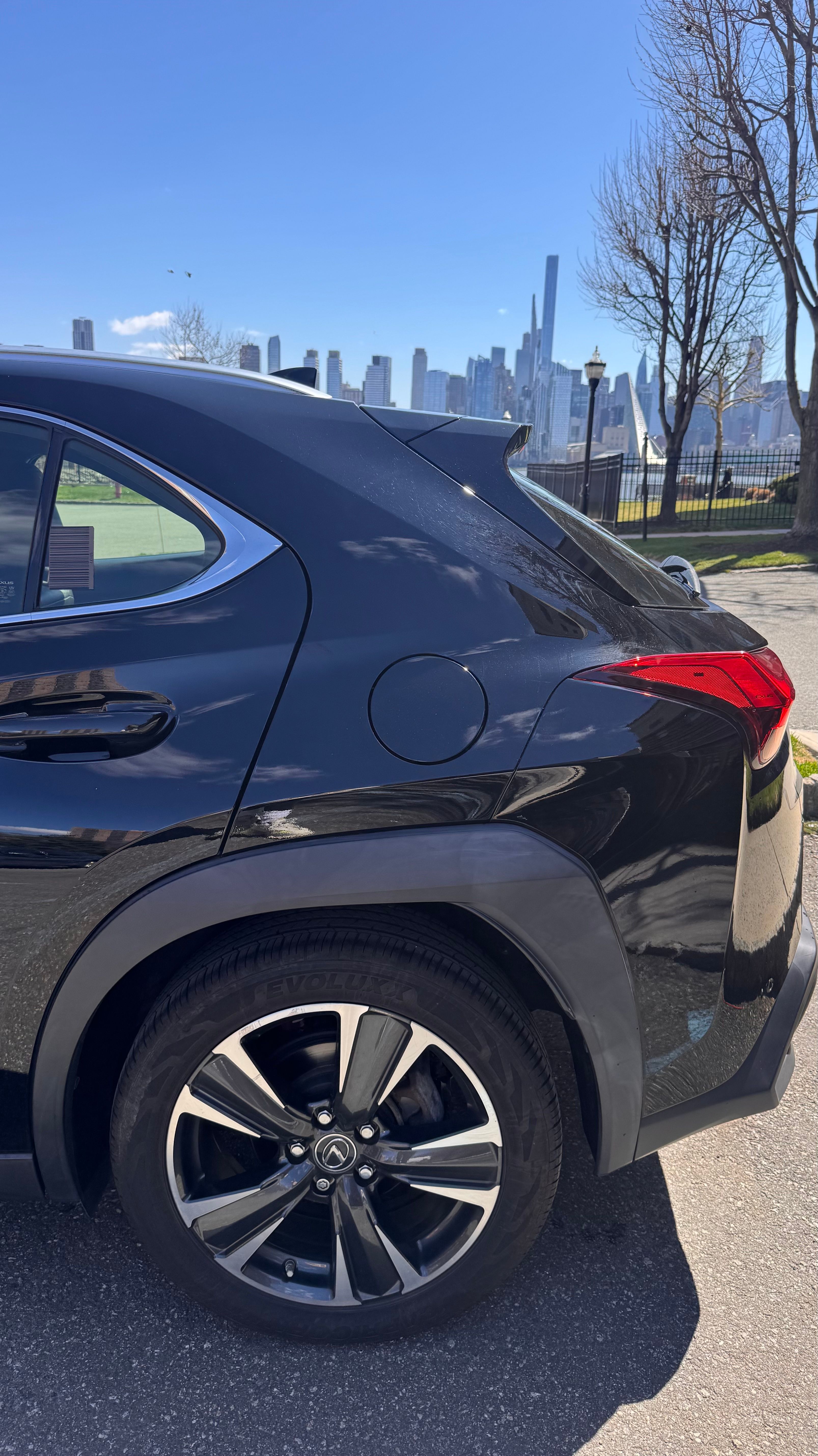 Used 2020 Lexus UX 250h w/ Premium Package AWD/4WD image 10