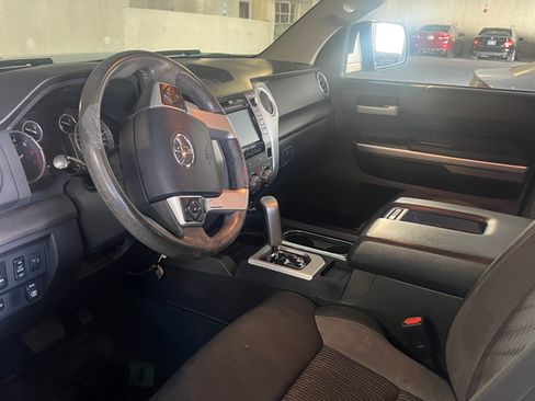Used 2014 Toyota Tundra SR AWD/4WD image 8
