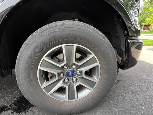 Used 2016 Ford F150 XLT w/ Equipment Group 301A Mid AWD/4WD image 12
