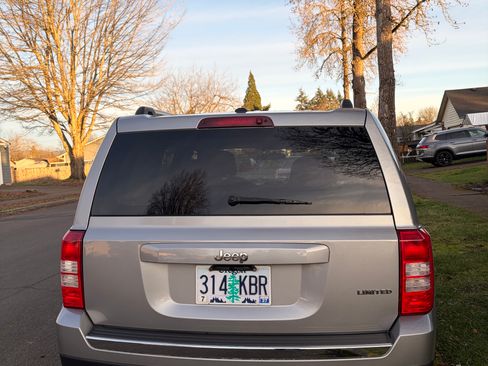 Used 2014 Jeep Patriot Limited image 4