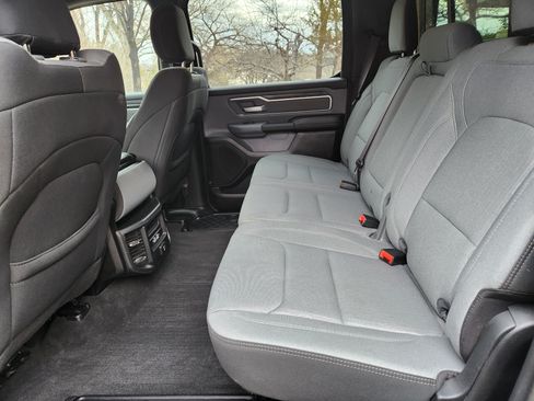 Used 2021 RAM 1500 Big Horn image 12