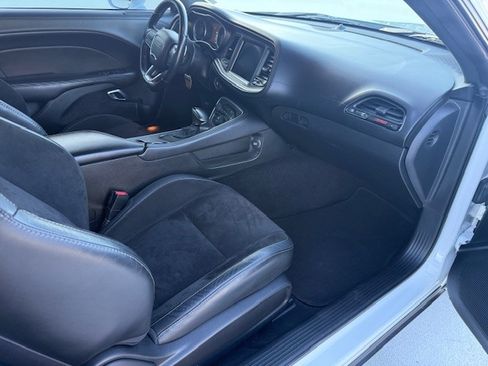 Used 2020 Dodge Challenger R/T Scat Pack image 13
