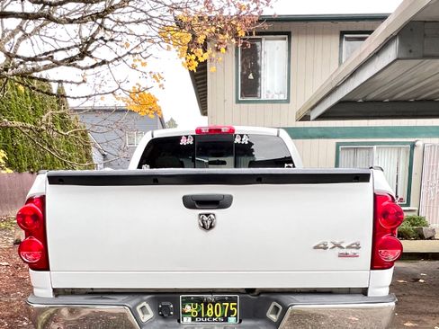 Used 2008 Dodge Ram 1500 Truck SLT image 4