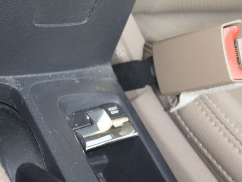 Used 2016 Jeep Compass High Altitude image 19