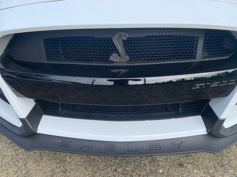 Used 2020 Ford Mustang Shelby GT500 w/ Technology Package RWD image 19