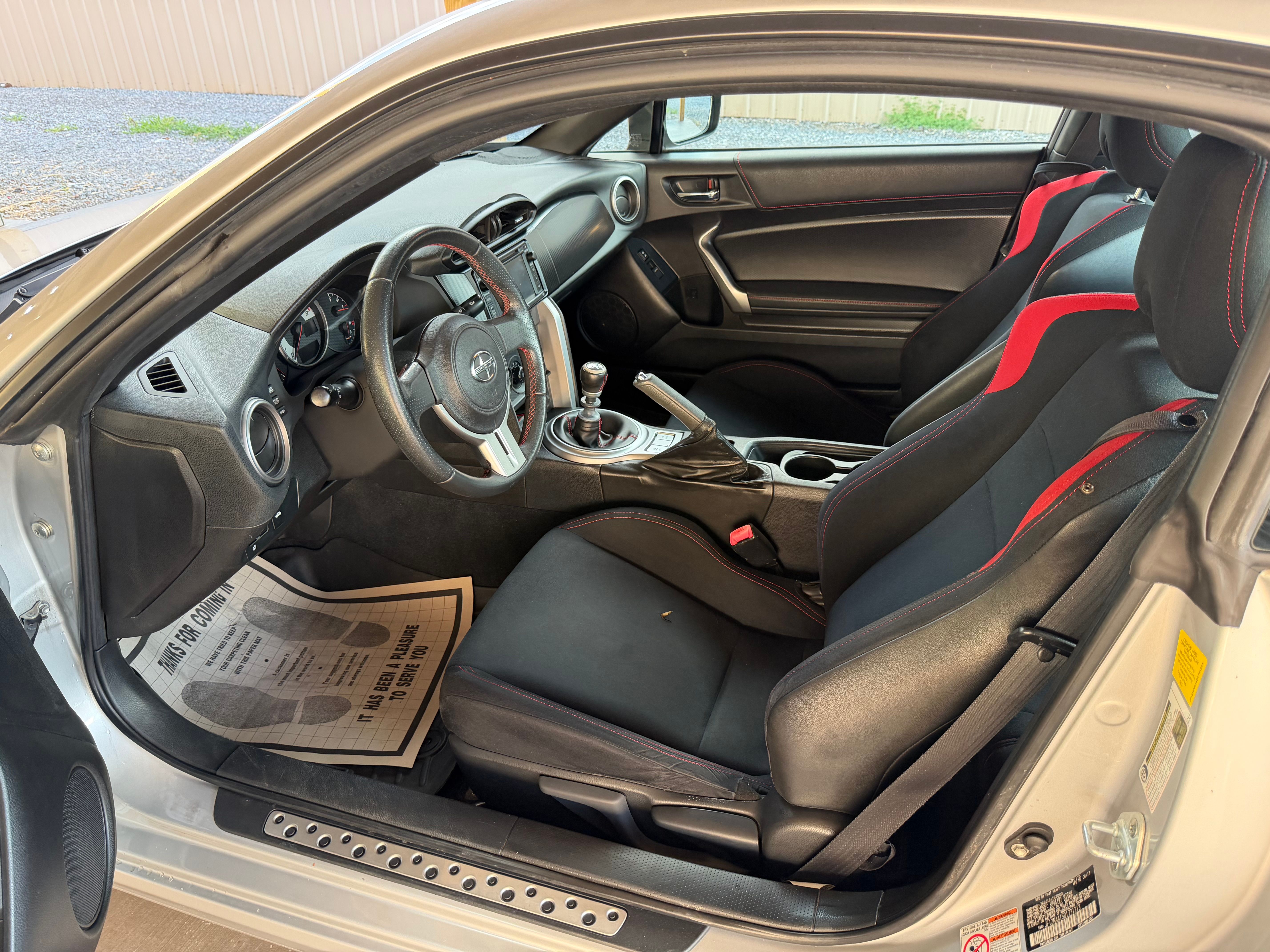 Used 2013 Scion FR-S RWD image 9
