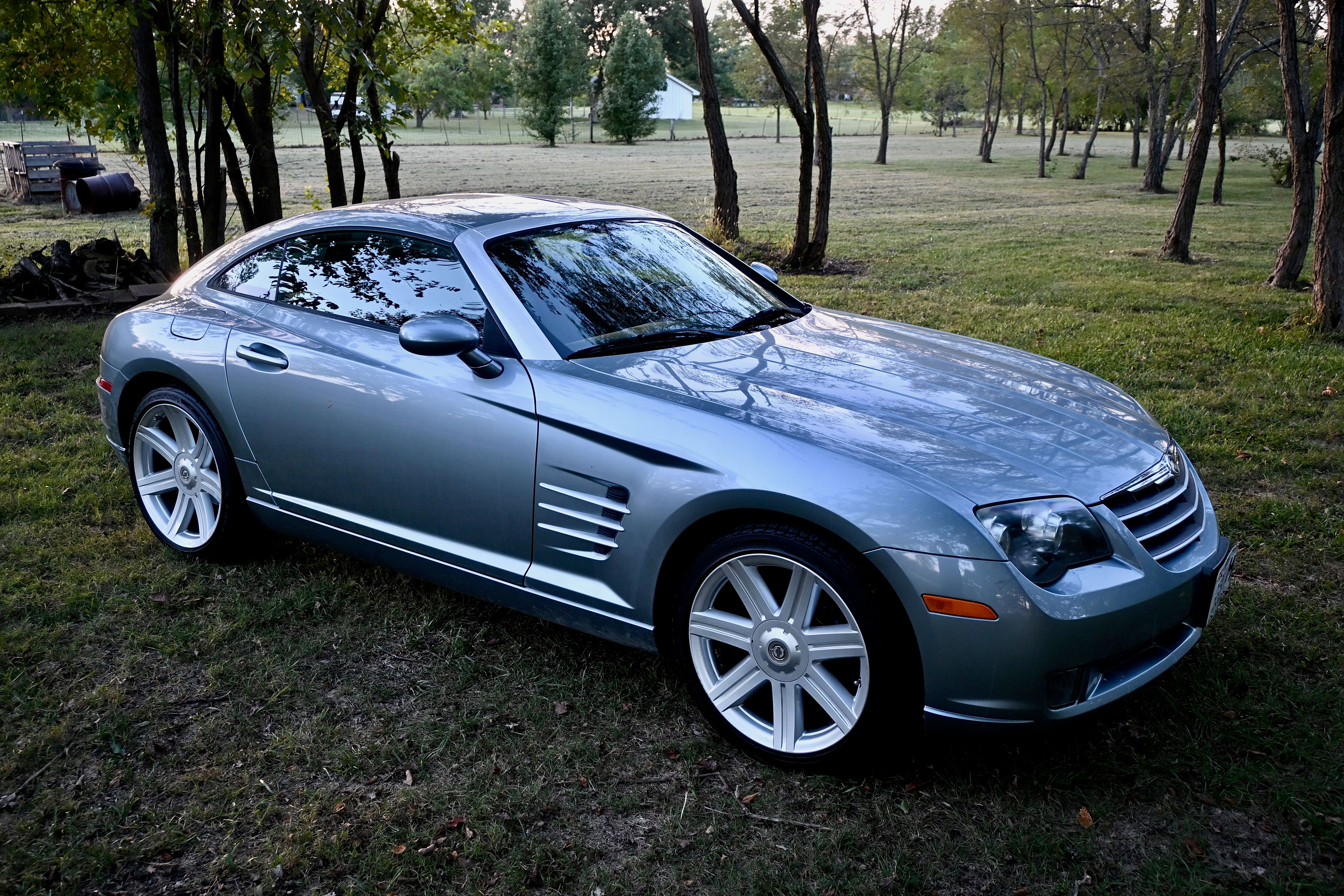 Used 2005 Chrysler Crossfire Limited RWD image 5