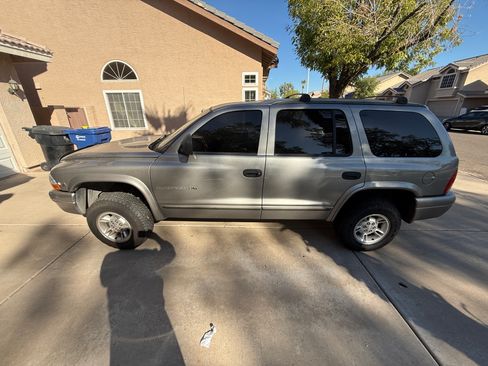Used 1999 Dodge Durango Sport image 4