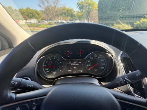 Used 2016 Chevrolet Cruze LT w/ Convenience Package image 6