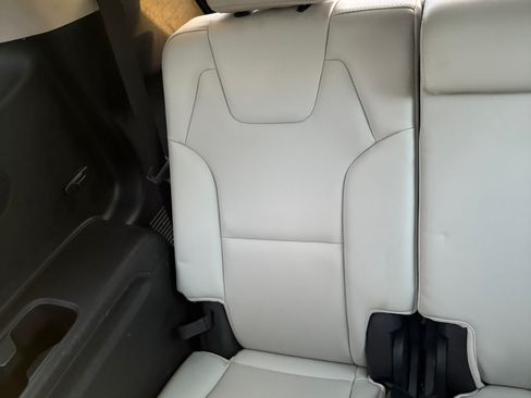 Used 2020 Kia Telluride SX w/ Towing Package image 16