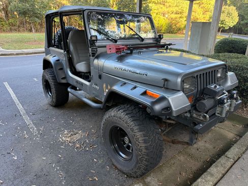 Used 1993 Jeep Wrangler 4WD image 11