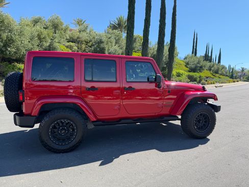 Used 2014 Jeep Wrangler Unlimited Sport w/ Quick Order Package 24S image 2