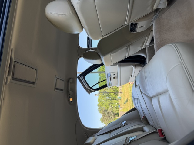 Used 2006 Lincoln Town Car Signature L RWD image 10
