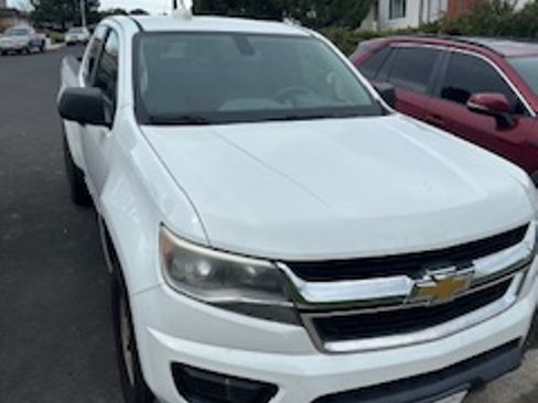 Used 2016 Chevrolet Colorado W/T w/ WT Convenience Package image 4