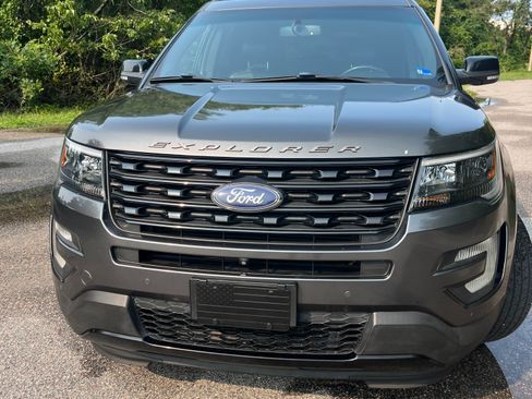 Used 2016 Ford Explorer Sport w/ Equipment Group 401A AWD/4WD image 9